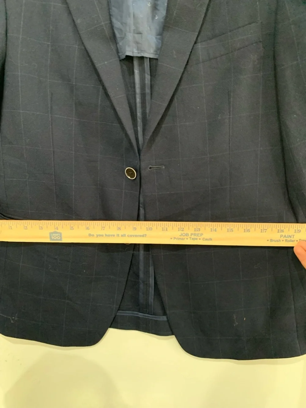 Tommy Hilfiger MENS blazer wool and polyester size 38S like new